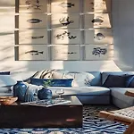 Charming Mansion With Pools Σπίτι διακοπών *