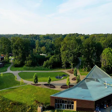 Charming Mansion With Pools Casa vacanze