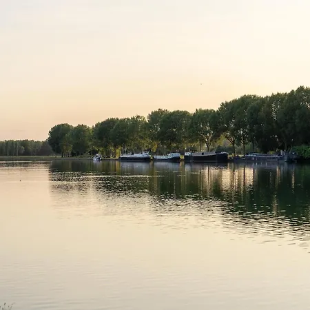 Charming Mansion With Pools Casa vacanze Antoing